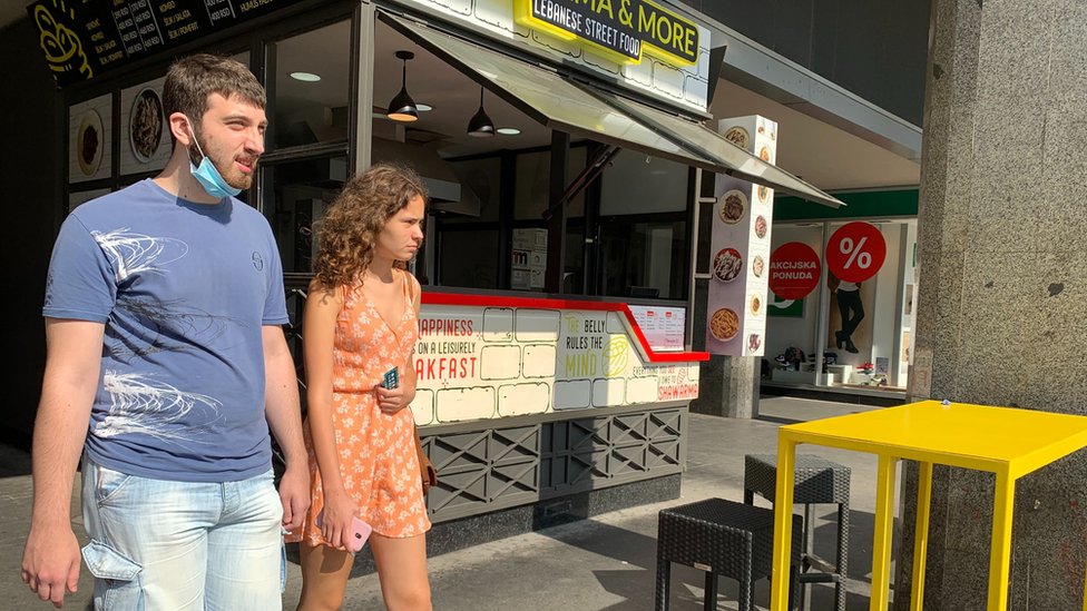 korona milionita ilustracija