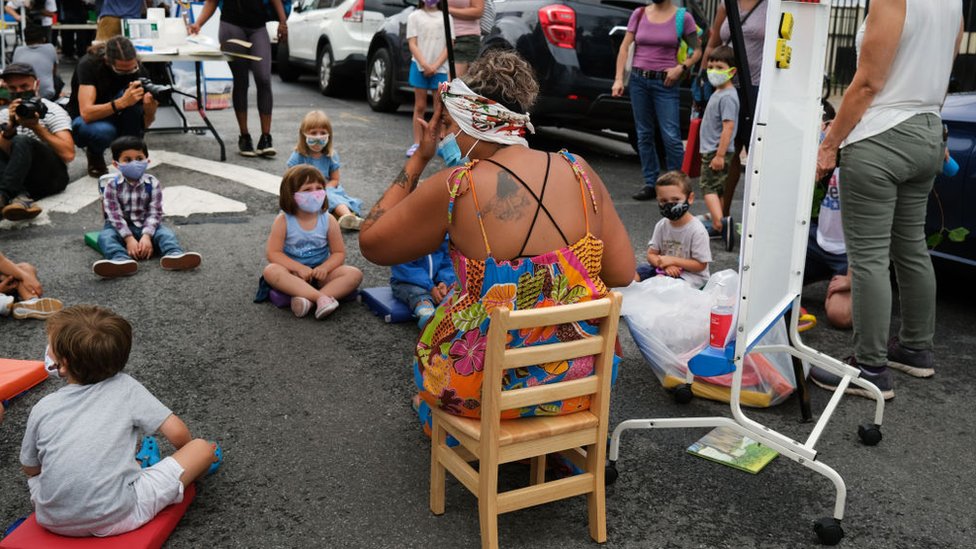 Open air lesson in NYC