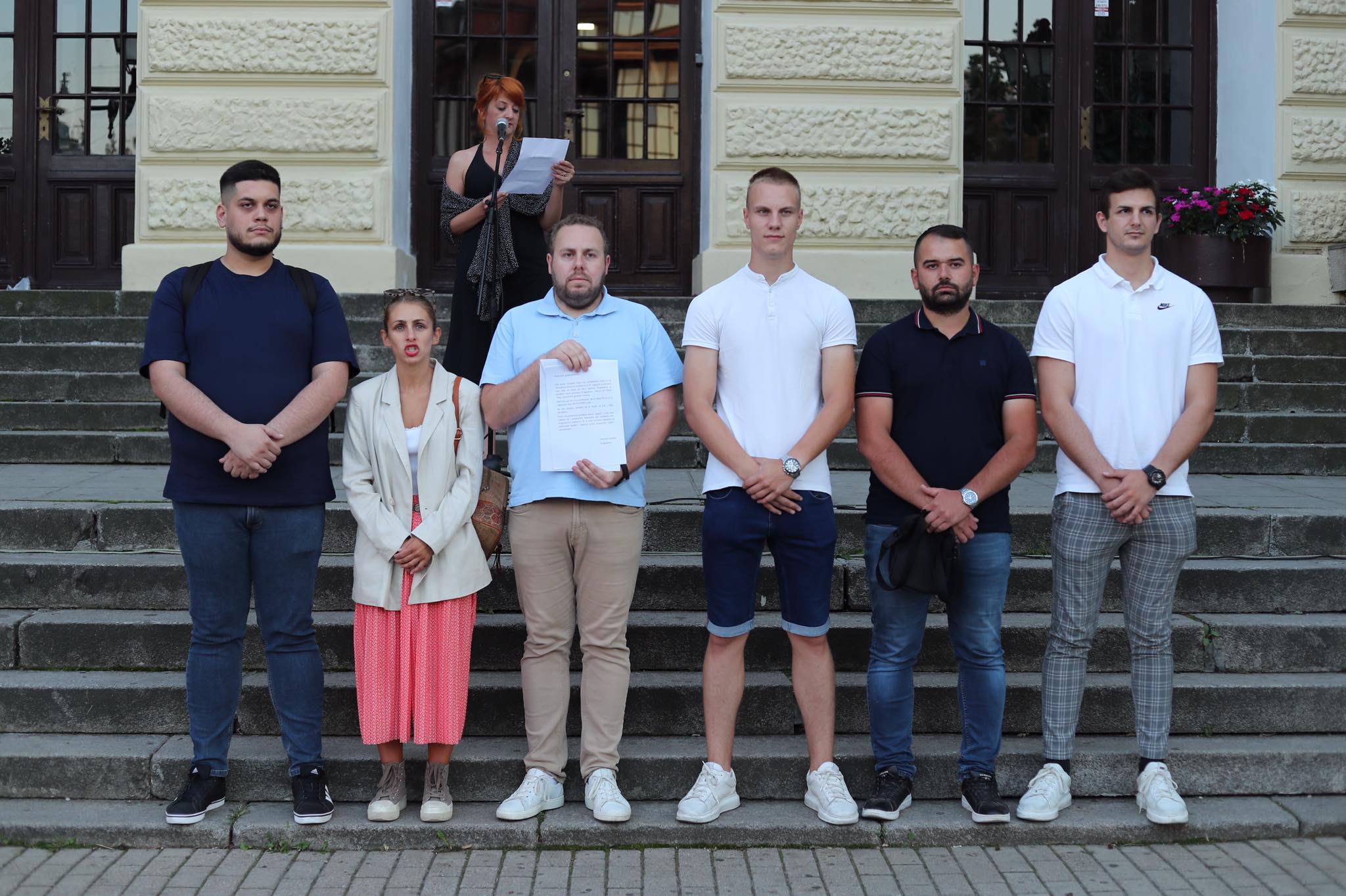 Protest „Srbija protiv nasiljaˮ: Omladina Kragujevca traži ostavku gradonačelnika